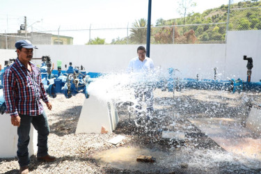 Agua potable, Castell&oacute;n y otras sandeces