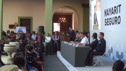 Todos y con todo por la seguridad humana